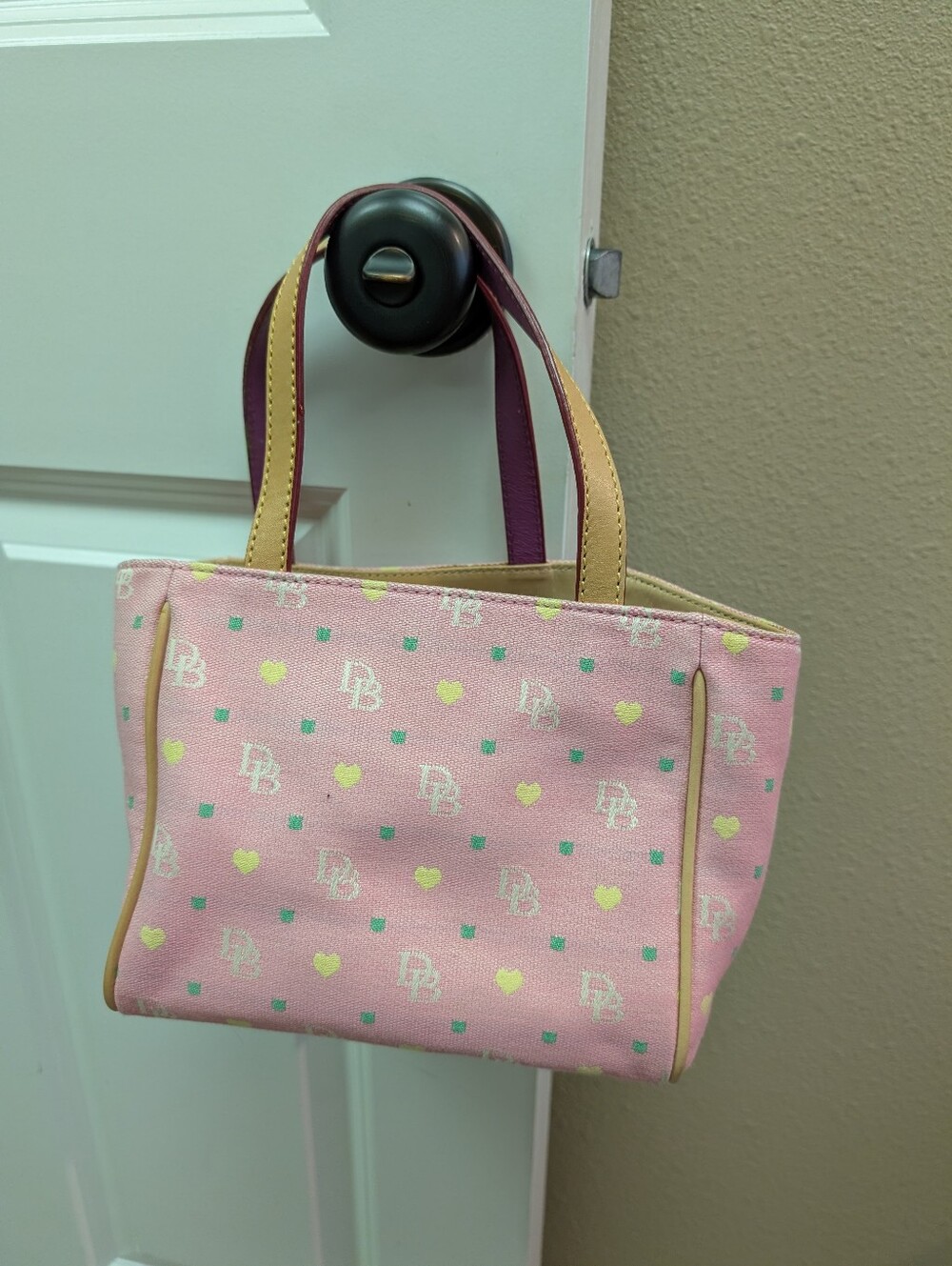 Dooney & Bourke pink purse